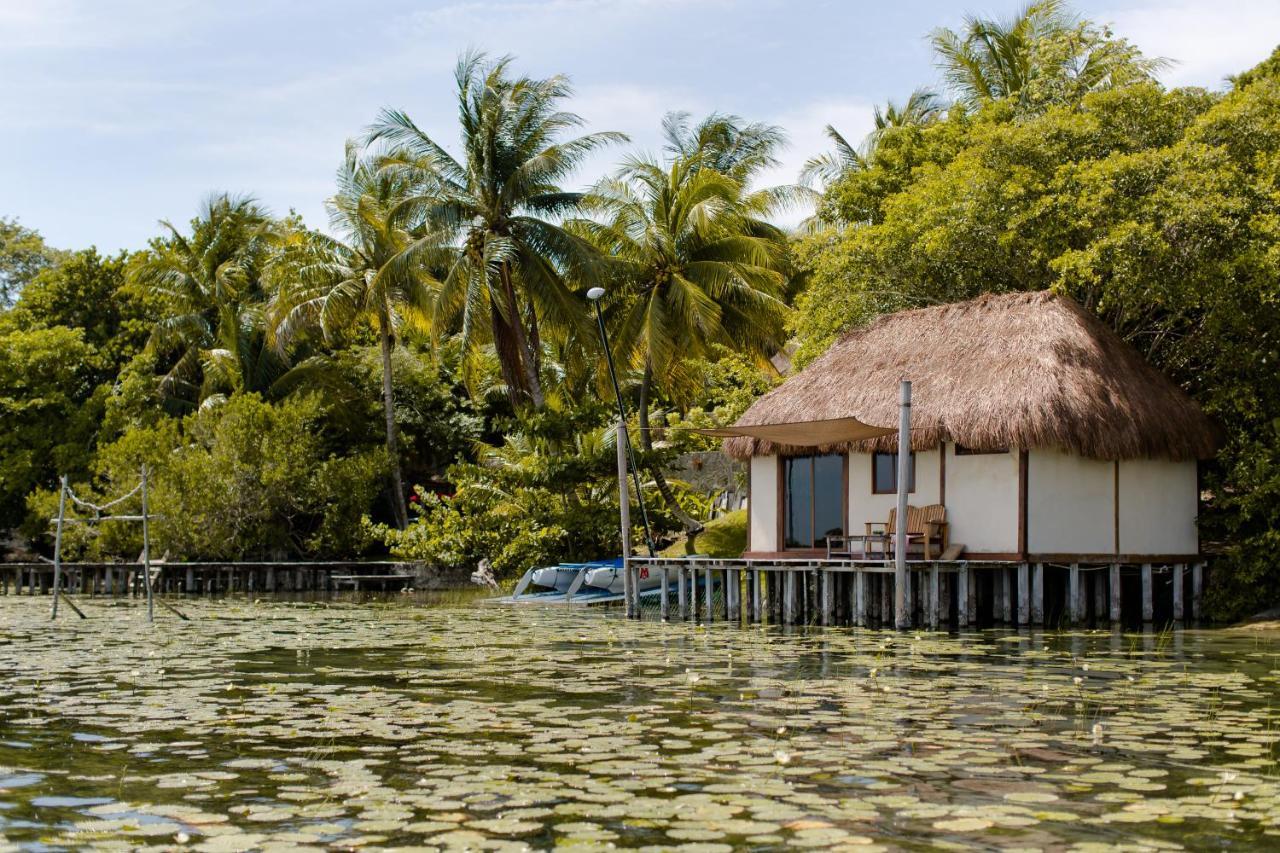 Lagoon Front Hut: Daily Cleaning, Bikes & Kayaks! บากาลาร์ ภายนอก รูปภาพ